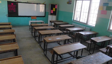 تعليق دوام مدرسة خاصة وتحويلها للتعليم عن بعد