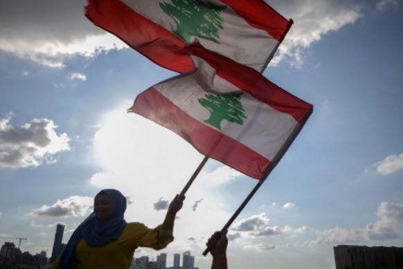الحريري يحذر من حرب أهلية في لبنان