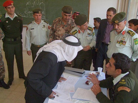 المنطقة العسكرية الوسطى تقيم يوما طبيا في لواء الجيزة 