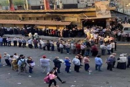 أسعار الخبز تقفز إلى الضعف في بلد عربي