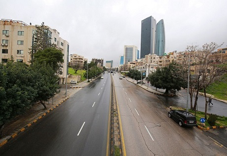 الحكومة تصرح حول تمديد الحظر الشامل