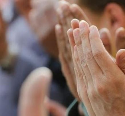 الإفتاء تدعو الى القنوت في الصلوات لدفع البلاء