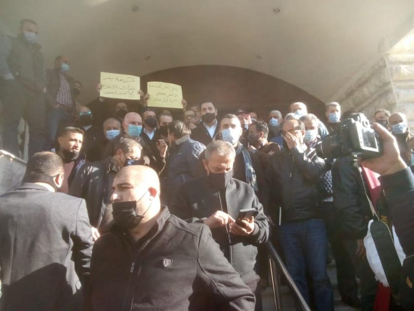 وقفة للافراج عن الزميل حداد