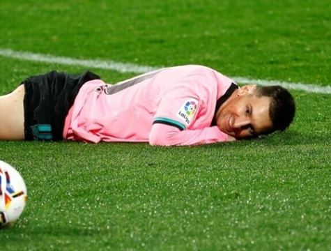 برشلونة يعلن إصابة نجمه ميسي