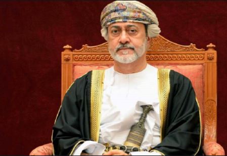 سلطان عمان يصادق على الموازنة العامة