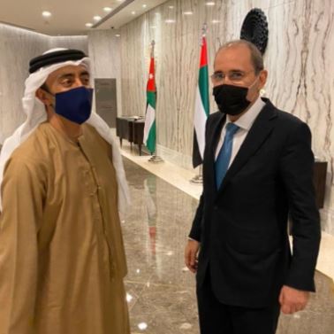 الصفدي يجري مباحثات مع وزير الخارجية الاماراتي