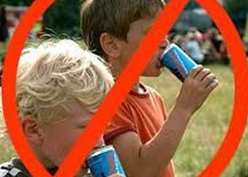 تحذيرات من تناول الأطفال مشروبات الطاقة 
