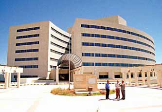 مستشفى الامير حمزة يحصل على شهادة اعتماد دولية 