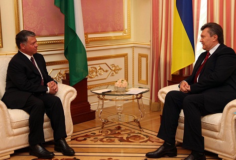 الملك يبحث مع الرئيس الاوكراني تعزيز علاقات التعاون 