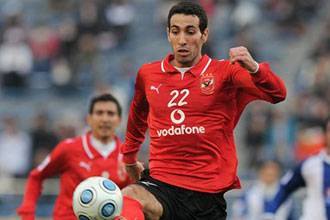 الاهلي يتغلب على الاسماعيلي ويعمق جراح الزمالك