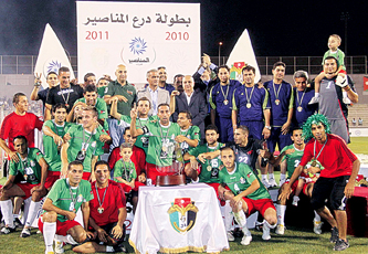 انطلاق الموسم الكروي 2012/2011 مساء الجمعة