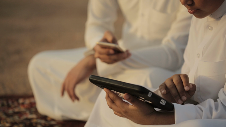 حكم الاعتماد على تطبيقات حساب مواقيت الصلاة
