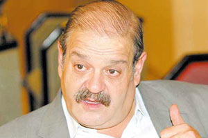 وفاة الفنان حسن دكاك 