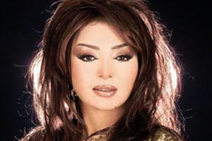 نبيلة عبيد تنفي حبها لوزير مصري سابق