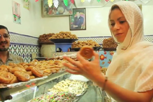 شاكيرا تتجول في مراكش بالحجاب