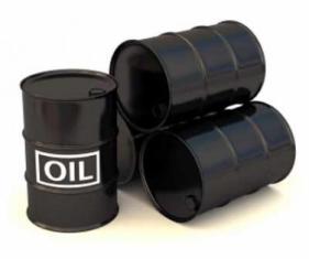 النفط يهبط لـ 107 دولارات للبرميل