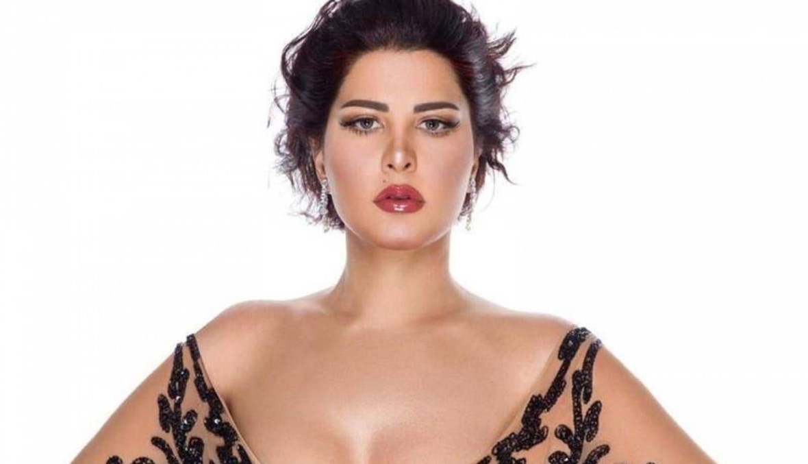  شمس الكويتية تثير الجدل في شوارع بغداد لن تصدق ماذا فعلت .. شاهد