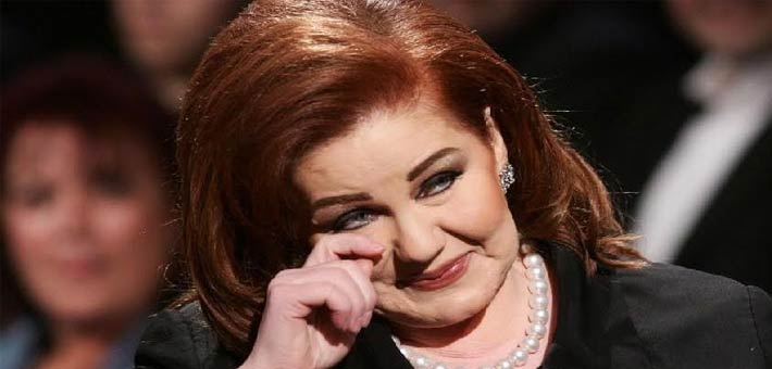 إنهيار الفنانة ميادة الحناوي