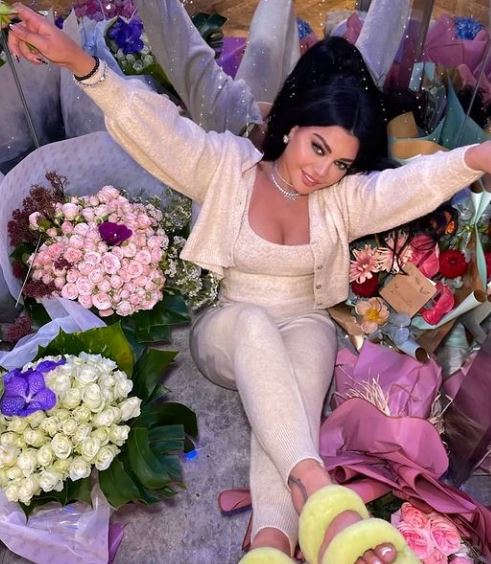  شاهد شقيقة هيفاء وهبي للمرة الاولى والجمهور مصدوم