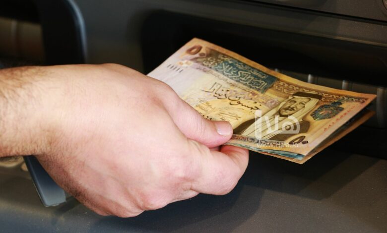 استيفاء الرسوم السنوية من شركات الصرافة كل عام بدل ثلاثة