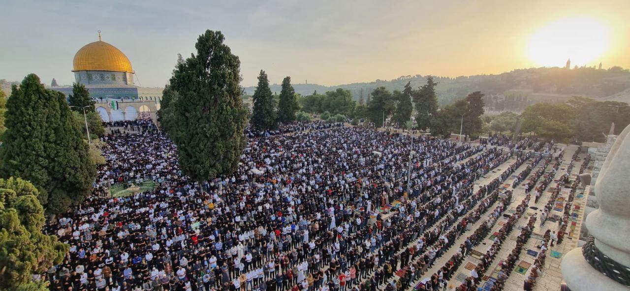 أكثر من 200 ألف مصل يؤدون صلاة العيد في الأقصى.. صور