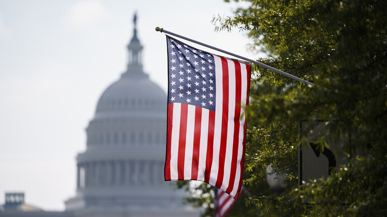 الولايات المتحدة تعلن إعادة فتح سفارتها في كييف