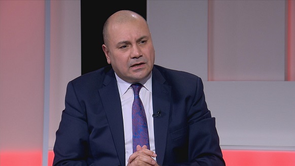 العودات يبدي رأيه برسالة الملك بشأن أخيه حمزة