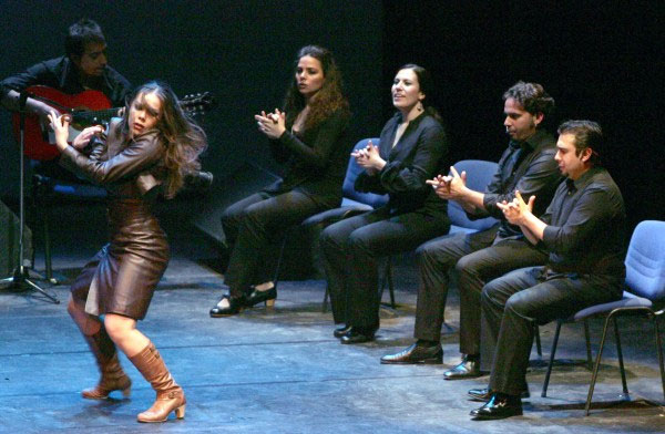 انطلاق فعاليات مهرجان عمّان الثالث عشر للرقص المعاصر