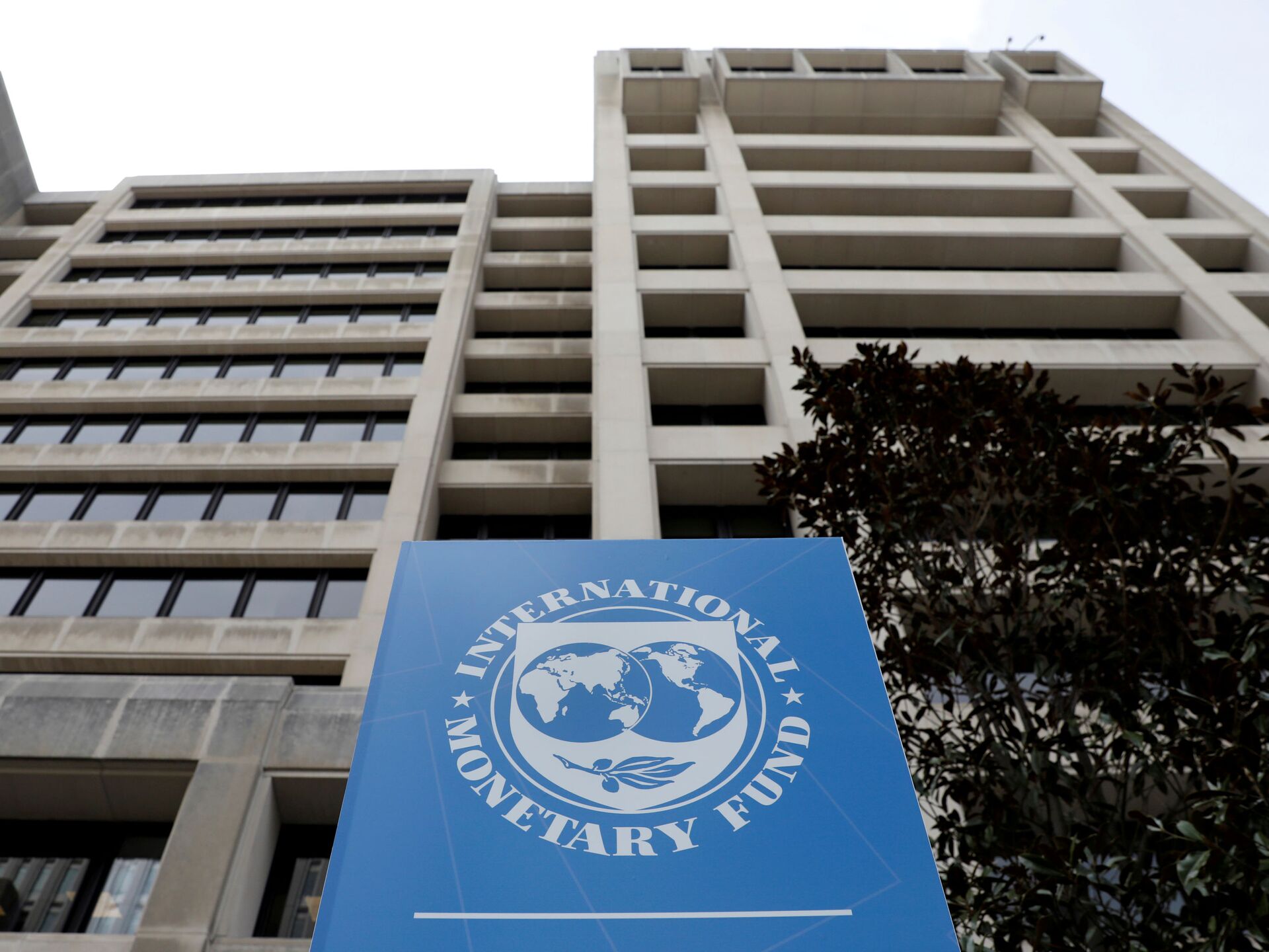 صندوق النقد الدولي يحذر من أفق قاتم للاقتصاد العالمي