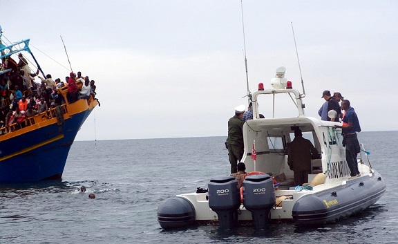 البحث عن 75 مفقودا بعد غرق زورق قبالة سواحل تونس