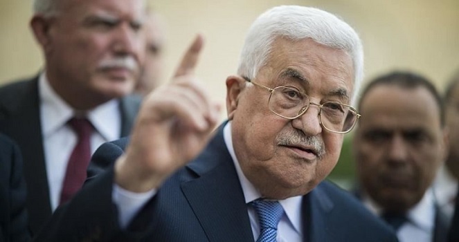 عبر الهاتف.. حسم الجدل حول وفاة الرئيس محمود عباس