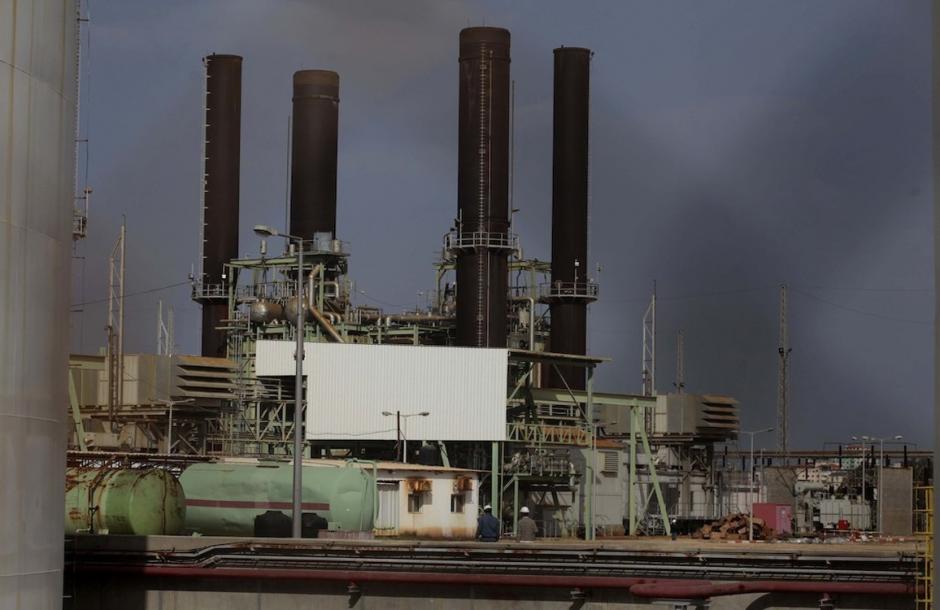  الكهرباء في غزة أزمة مستمرة .. أماني مبارك