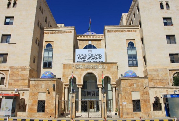 تعيين 6 مدعيين عامين وتنقلات ..  أسماء