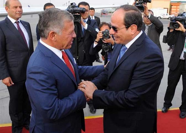 الملك يتبادل التهاني مع السيسي ويتلقى اتصالا هاتفيا من رئيس الوزراء الاسرائيلي