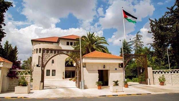 الحكومة تقر قانونا معدلا ..  تفاصيل