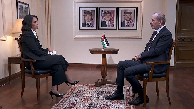 داخليا وخارجيا ..  الصفدي يتحدث عن جوانب سياسية مهمة