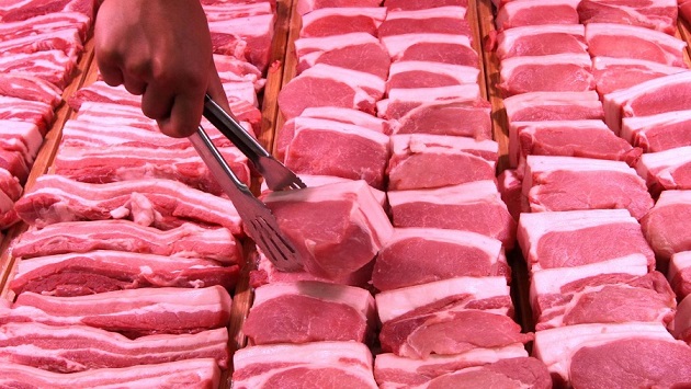 إتلاف 185 كغم من لحوم الأضاحي الفاسدة