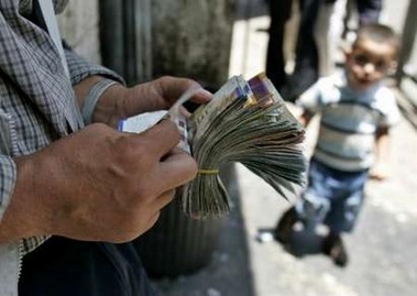 صرف زيادة موظفي الاوقاف مع راتب الشهر الحالي