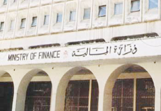 500 ألف دينار مكافآت لموظفي 6 وزارات