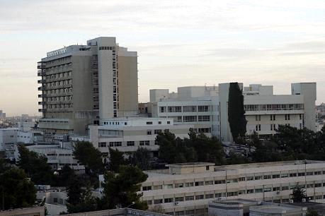 وريكات: دفعنا 50 % من مطالبات مستشفى الجامعة 