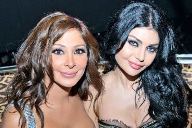صورة لاليسا وهيفا على فيس بوك تنفي خلافهما