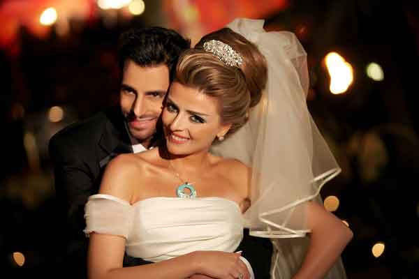 بالصور  ..  زفاف طوني قطان على دانا ابو خضر