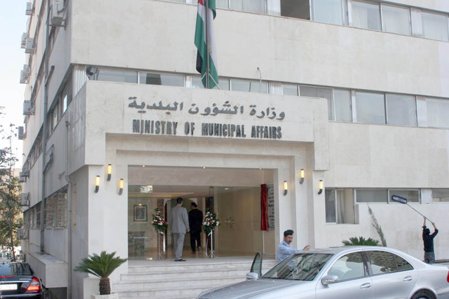 اللجان الفنية توصي بفصل 86 بلدية
