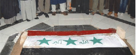 القبض على قناص الموصل  ..  ونفي انباء نبش قبر صدام 