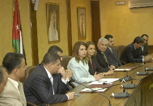 توقيع ميثاق السلوك المهني لمؤسسات تمويل المشاريع الصغيرة والميكروية 
