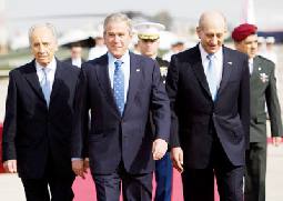 بوش يبدأ زيارة تاريخية للمنطقة