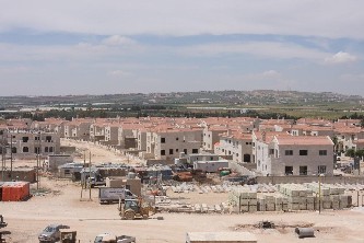 تعمير الاردنية تنجز 90% من الأندلسية وتسليم الفلل في تموز
