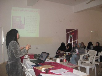 ورشة توعية حول سرطان للثدي لكلنا الأردن  بمنطقة بصيرا