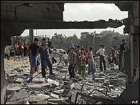 اسرائيل تهدد بعملية واسعة في غزة
