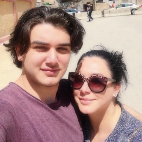 ورأى ابن سلاف فواخرجي صورة بعد أن أصبح شابا